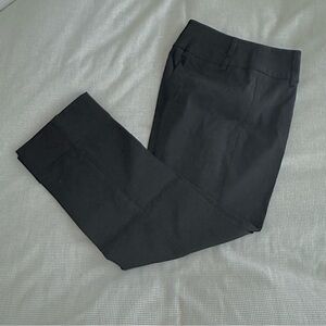 Black Bebe Cropped Pants w/cuffs-great condition! Size 2